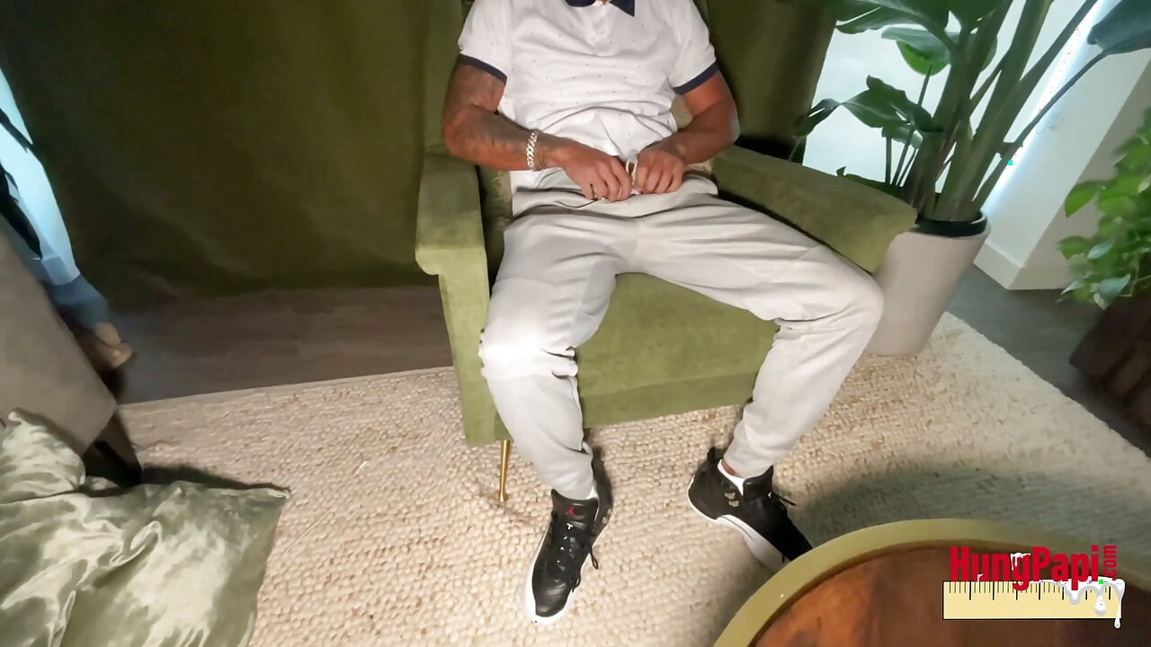 Hung Papi Rauw Solo Stud Showing off Big Cock