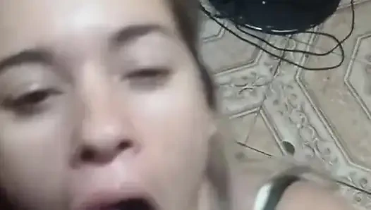 Bak götümü ne kadar zengin açıyorlar. Kosta Rika premium