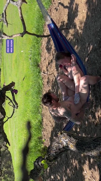 Must-see moment from "Busted - caught in the act"