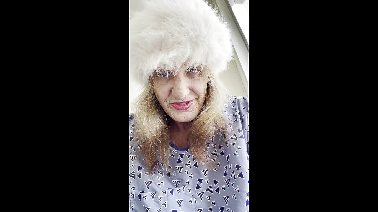 Lizzy Yum STATUS UPDATE FULL