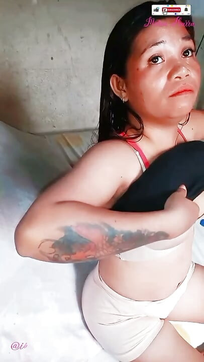 my fubu make me squirt a lot befor cum to my ass