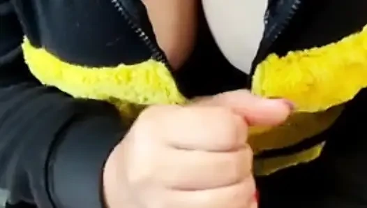 Buchen mit einem zufälligen typen auf einer Halloween-party