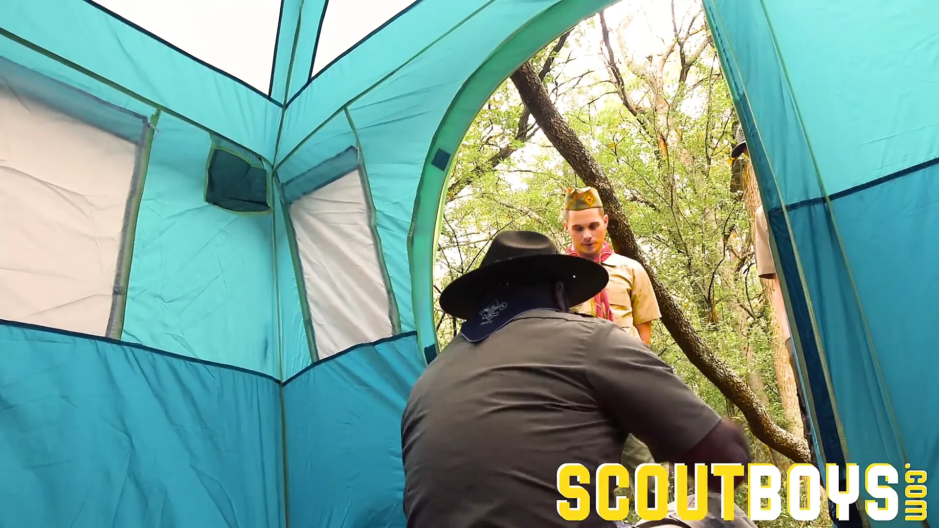 ScoutBoys Muscle bear fucks twink sons in the woods