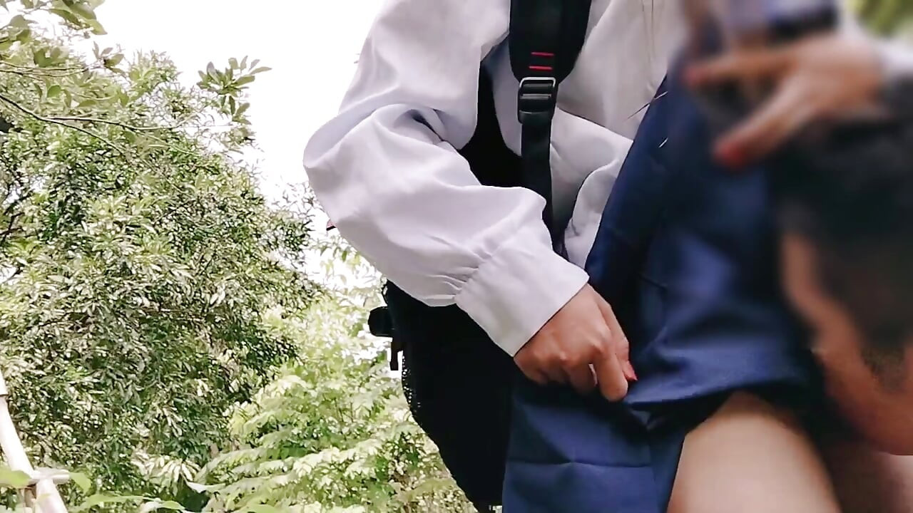 19 YEAR OLD SCHOOL GIRL MEET A FARMER AND FUCK IN PUBLIC S