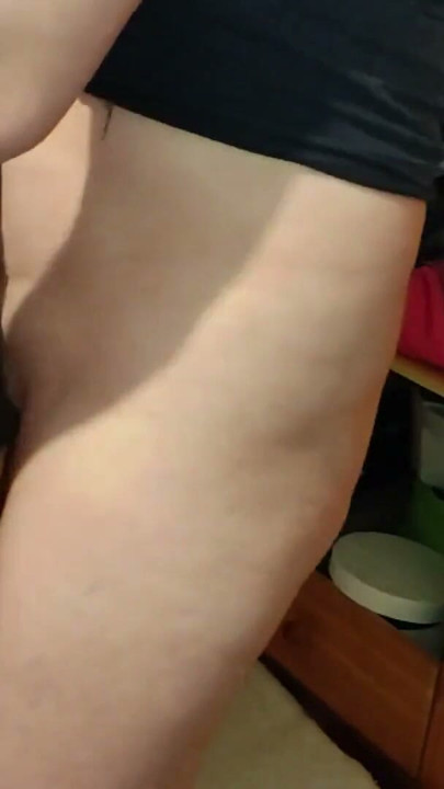 I fuck Big Ass MILF Mom cleaning wardrobe when we are alone at home | Clip 1