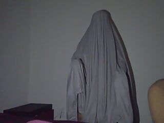 本物の幽霊が私の部屋に現れて私を犯します