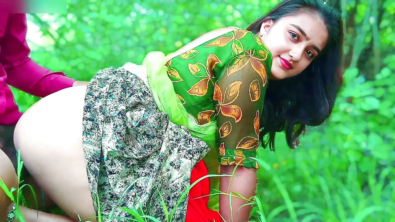 Dehati Village girl outdoor fun, jija sali fuck, Dehati gav ki ladki apne jiju ke sath khet pr gai or jiju se chudai hindi audio
