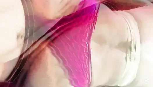 Sie sagt mir, dass ich die ganze Milch in ihr gelassen habe.