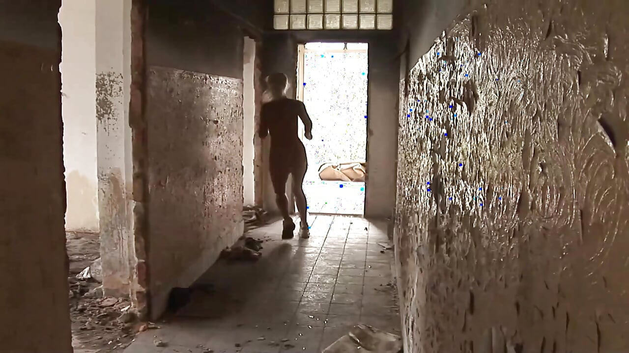 Outdoor threesome fuck for blonde babe