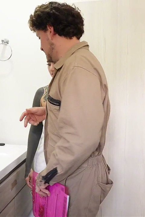 Very Horny Plumber Fucks a Desperate Housewife so That She Doesn't Take Away His Water