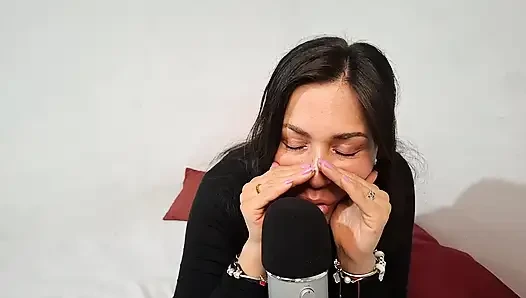 Asmr Kiss, aku menggigit dan membela telingamu