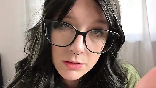 Stepmommy Becomes a Slut 1