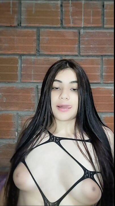 Rubbing Stepsister's Clit and Pussy Until Orgasm