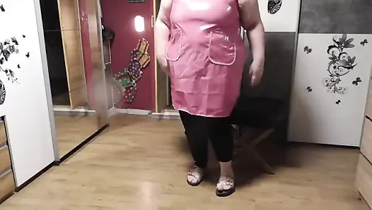 In the Rubber Apron I Flatten the Slippers