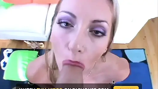 Cewek hot ini dicrot sperma hangat setelah dientot habis-habisan sama besar