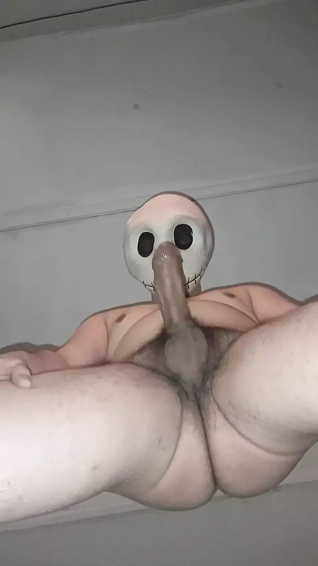 S.S.V. stroking my cock 😈