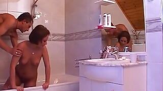 Redhead German chick shows blowjob skills in bathtub