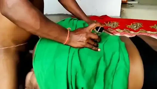 Мамин задница с местным членом.