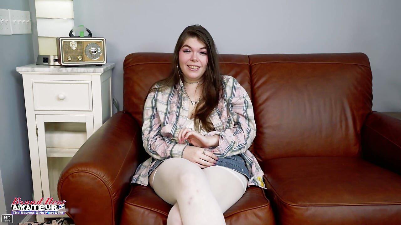 Strudel Puff Soft Curves Lead From Thick Toys To First Anal Play!