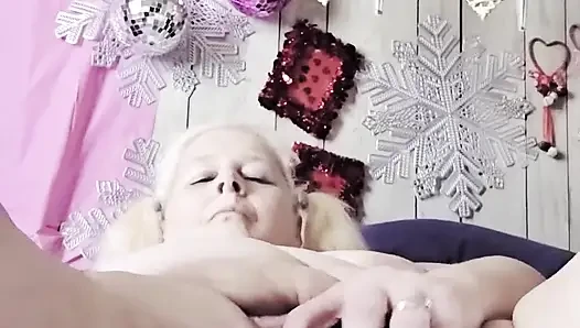 Трахаю шлюшку грязную киску заставить ее пердеть Не удивительно, он так жестко