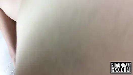 A Quickie with Lolla Rose