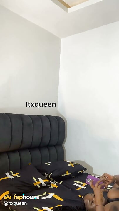 Pato și Itxqueen în spatele scenei