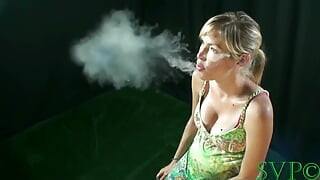 Schwanger, sich zu rasieren