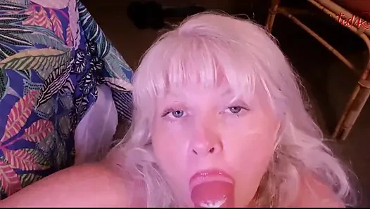 MILF Blonde