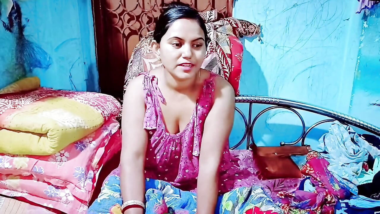 Desi innocent girl har fuck, Local Indian girl fucking video with condom