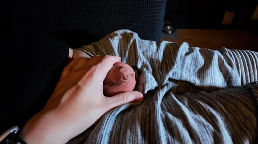 Bir arkadaşın taşakları dolu, yardıma ihtiyacı var - Bölüm 1