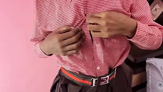 Индийская девушка дези сосет большой член