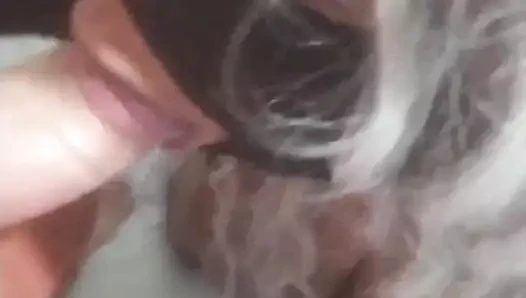 Komm und gib mir heißes sperma für meinen kaffee
