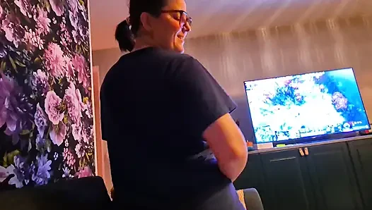 I Had to Stop Her Home Duties and Fuck Her From Behind