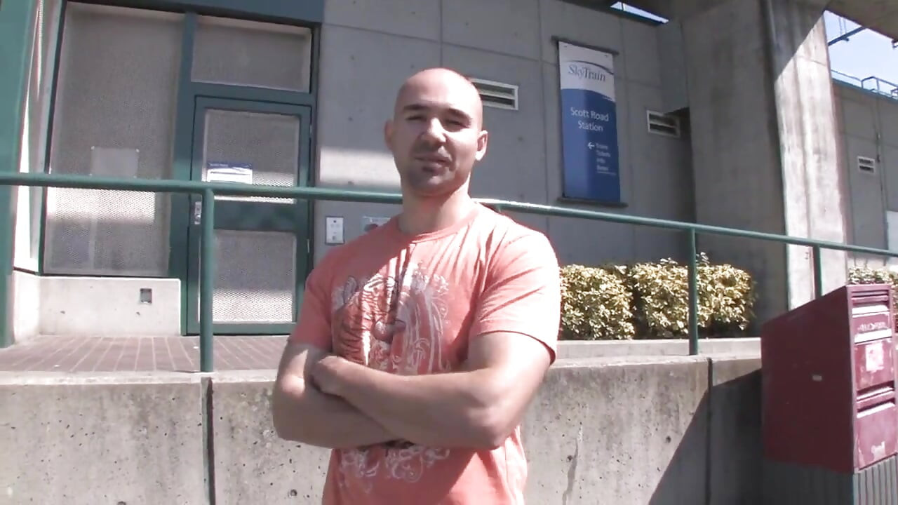 Seksi pik ap larki lnd ki savari kar rahi hai