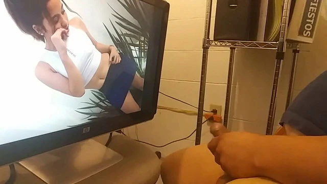 Jerking off and seeing delicious latinas