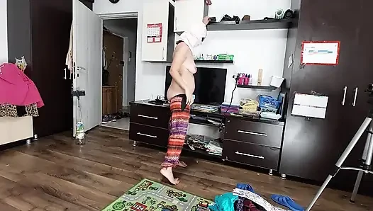 Sexy Wife Doing Housework Naked