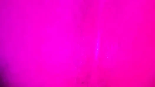 Bu gece pembe havamdayım