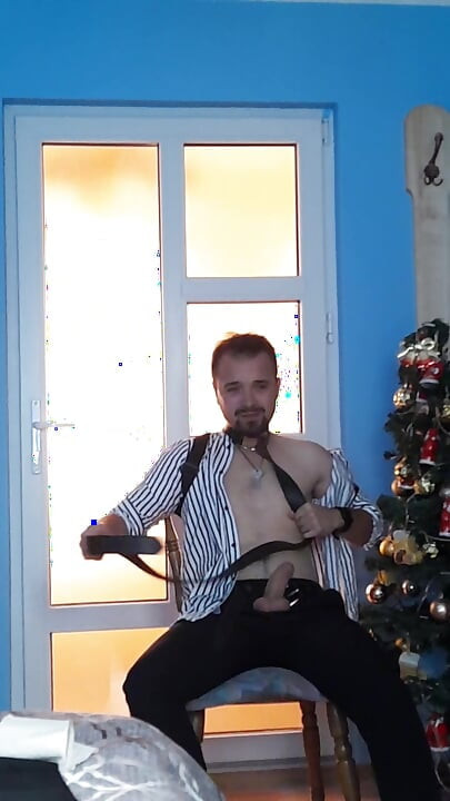 Daeros in your Santa is next to you