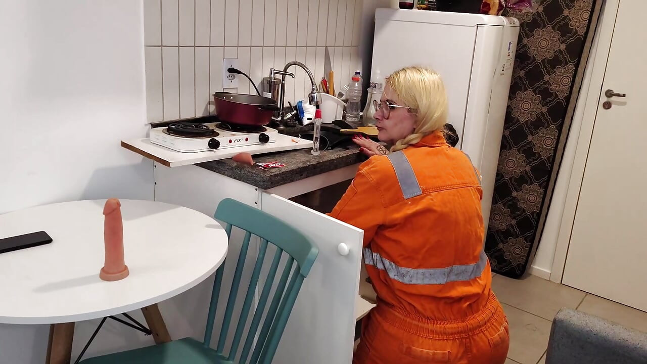 Mini Zinho Contratou O Serviço De Desentupidora No Final Apareceu Uma Linda Mulher