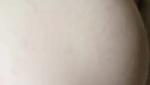 Freche ehefrau gefesselt, gefickt und gesahnt