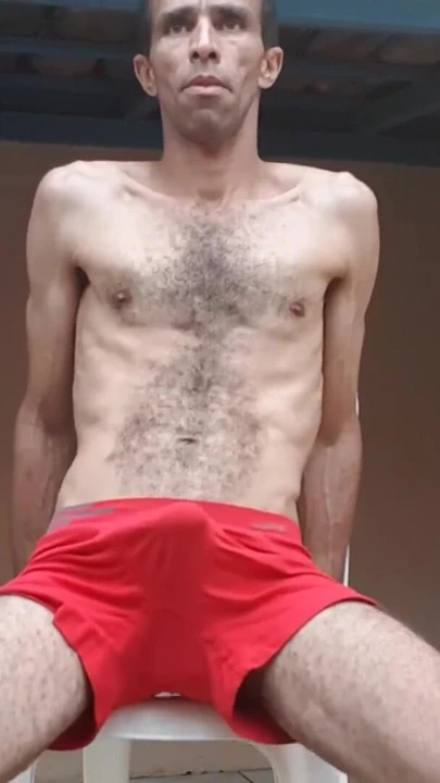 jerking off in the backyard until I cum a lot | Clip 1