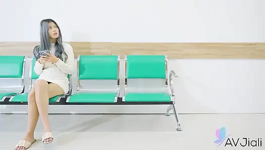 Unsichtbarer mann fickt heiße vollbusige krankenschwester bai xi-yu