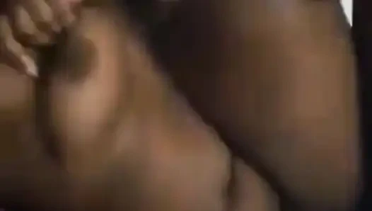 Nach dem fußball verspürte die sehr heiße BBW-frau viel vergnügen