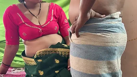Bhabhi India disetubuhi dengan saree oleh devar