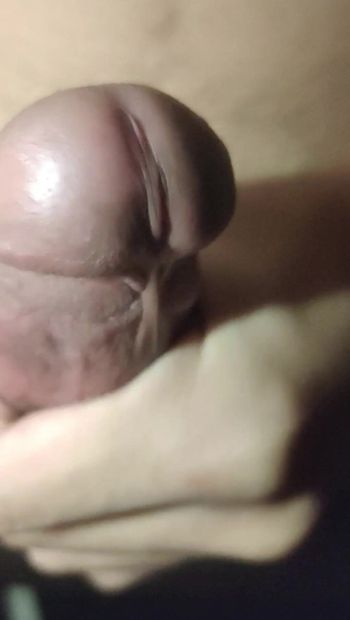 Gay asiatique, masturbation en solo, éjaculation, joli twink mince