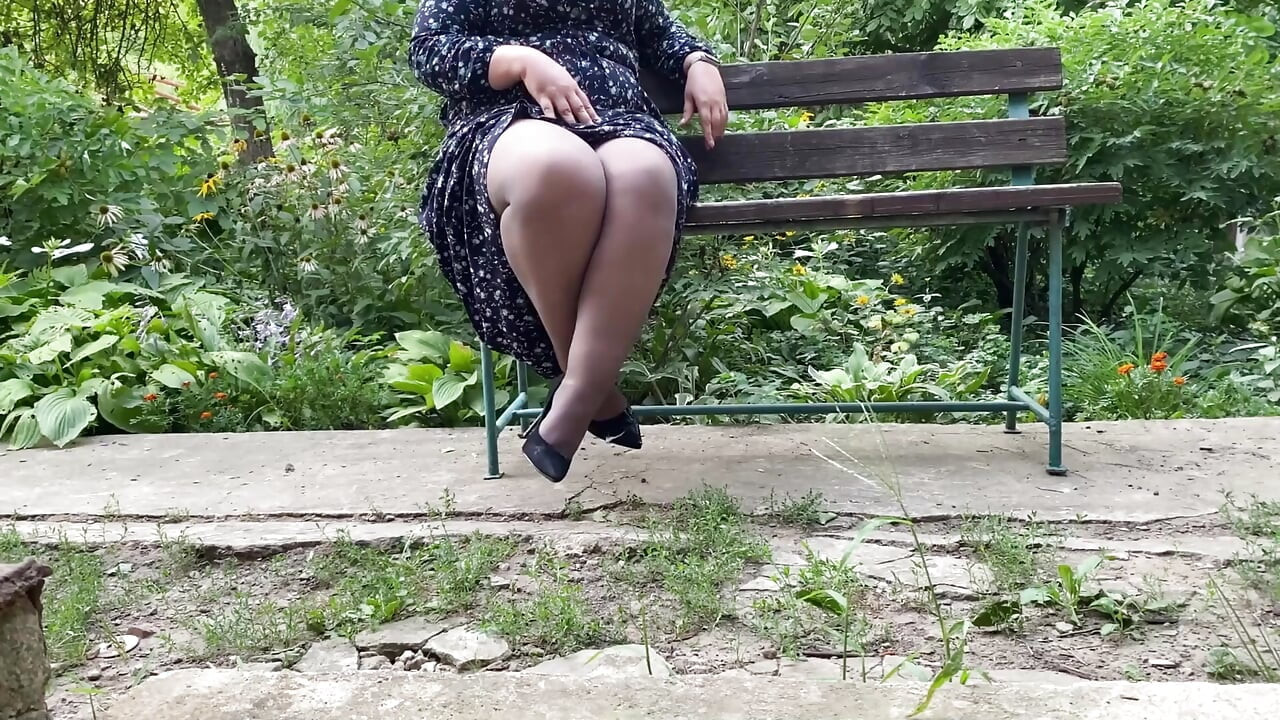 Niente sesso, ma puoi sborrarmi sulle scarpe