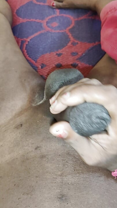 When the aunt next to her asked to move her penis, she started getting eager to her.