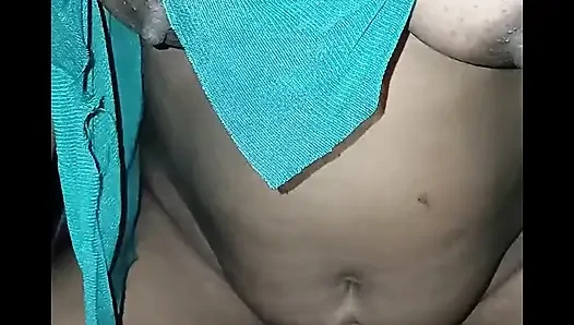 Sex big tits woki bhabhi ko pani magan ke vahne fucked diya