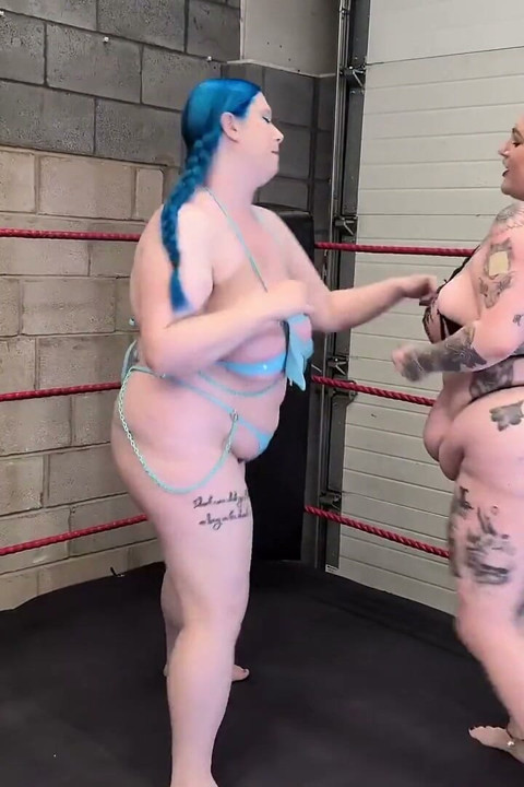 BBW Boxing Alice Mayflower Vs Bambi Brat - Girl Girl