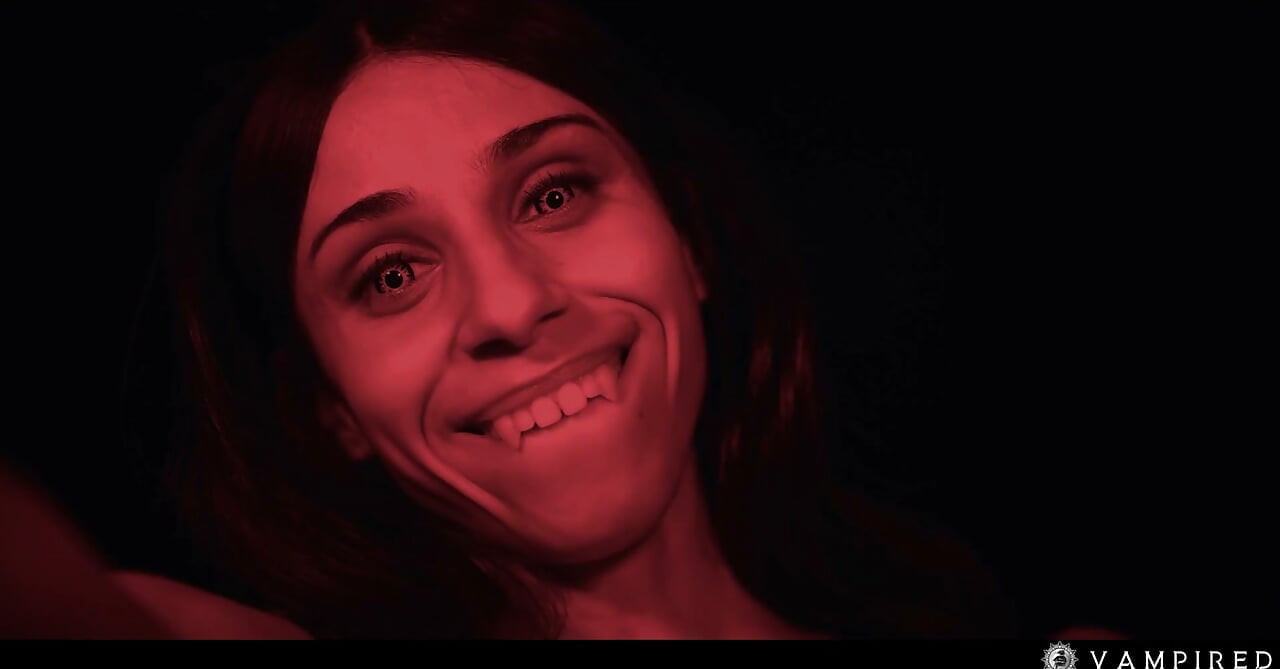 Compilação de Sexo com Vampira Lezdom e Controlo Mental